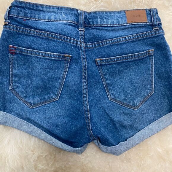 BDG Jean shorts   - Picture 2 of 3